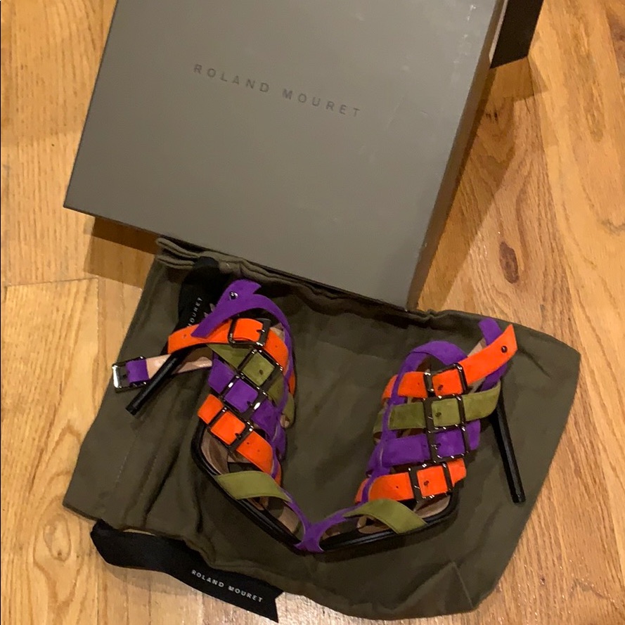 Brand New Roland Mouret Sandals 37